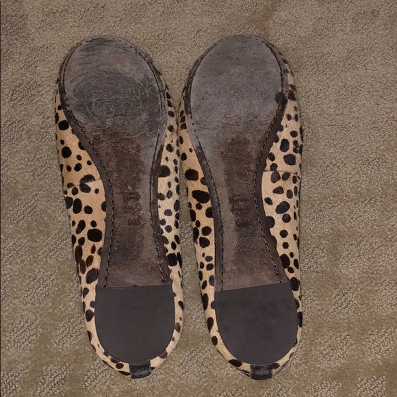 TORY BURCH leopard flats with gold logo size 9 - Picture 4 of 4